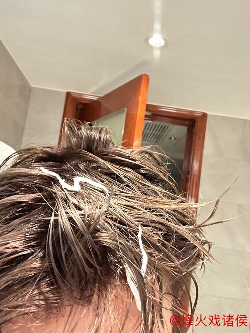 布里斯班赛莱赫卡获对手退赛礼 捧起生涯第二座巡回赛冠军奖杯 布里斯班赛莱赫卡获对手退赛礼 捧起生涯第二座巡回赛冠军奖杯