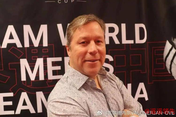 GOAT再出山！60岁瓦尔德内尔宣布复出：86岁老妈想看我打球