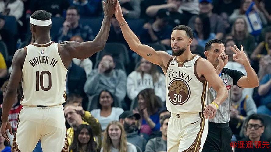 库里27+10德罗赞24分 勇士主场大胜送国王七连败